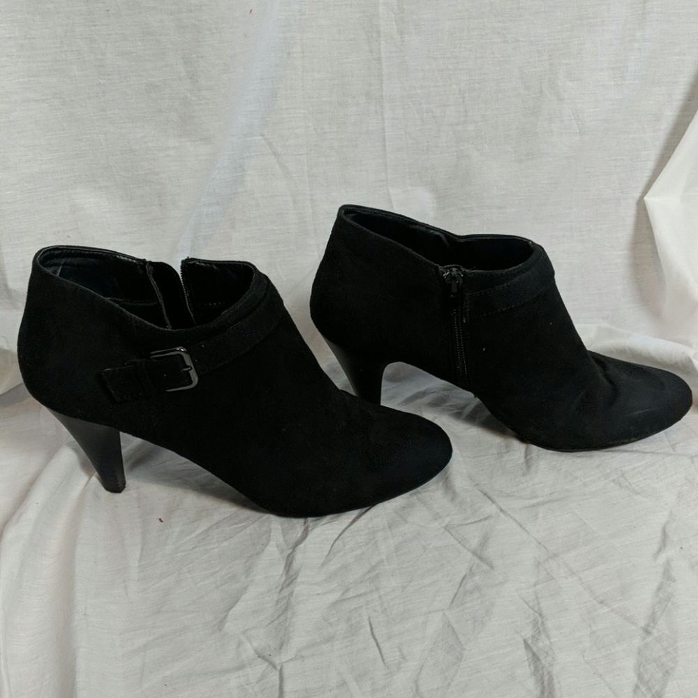 Black heels